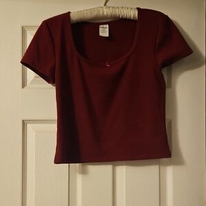 Chic Burgundy Crop Top